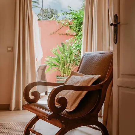 Homeforguest Rural House With Garden El Laurel